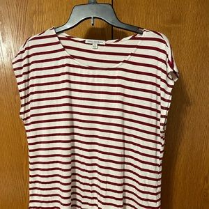 Cute Top by Green Envelope